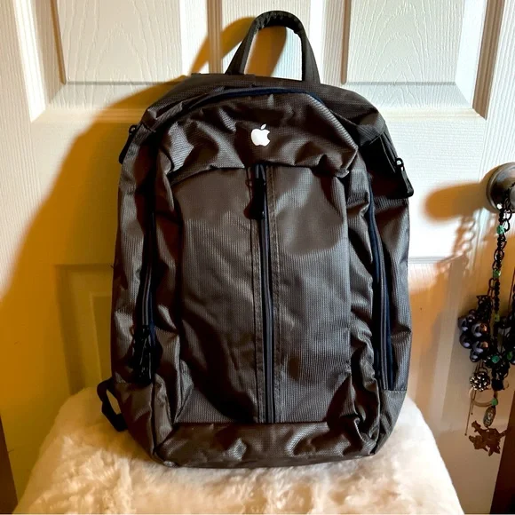 Basecamp gray nylon backpack Apple logo laptop work travel pockets school - Picture 2 of 16